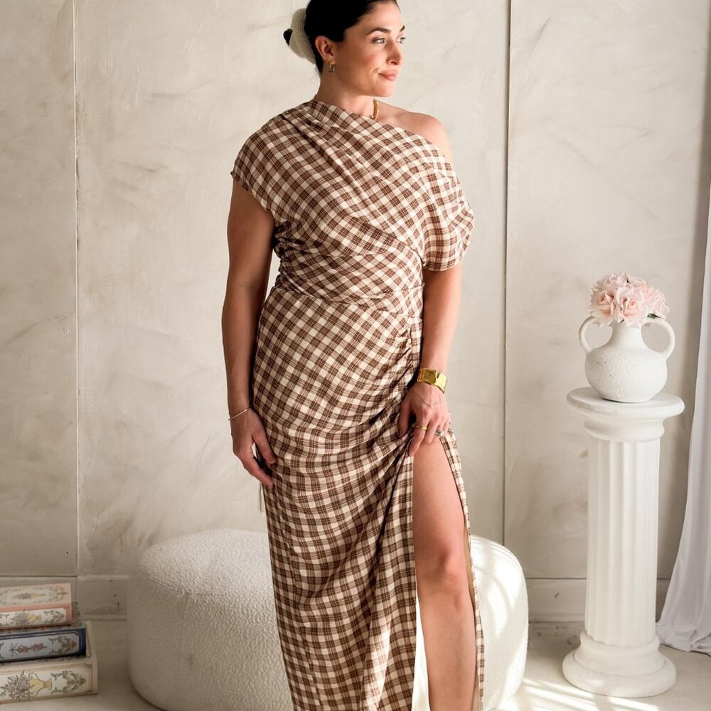 Women’s Brown Plaid One Shoulder Midi Dress - Picture 5 of 10